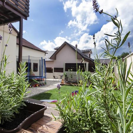 Levial Rooms Veľký Slavkov Eksteriør billede