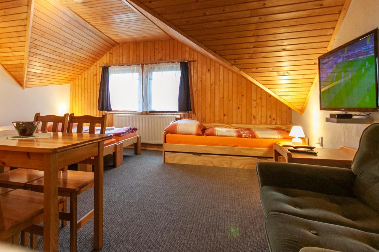 Levial Rooms Veľký Slavkov Eksteriør billede